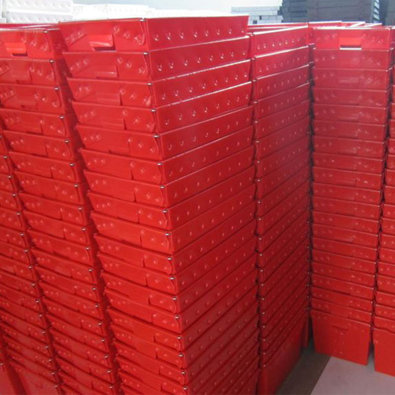 Recyklovateľná vlnitá plastová poštová nádoba